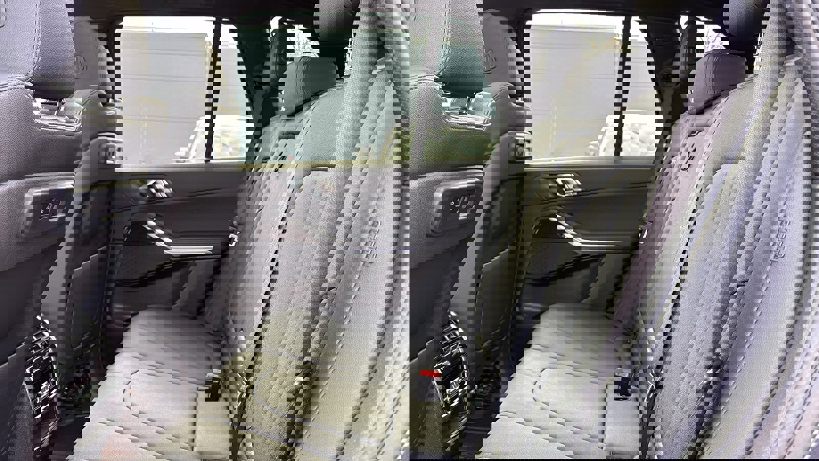 Used 2021 BMW X5 xDrive40i w/ Convenience Package image 25