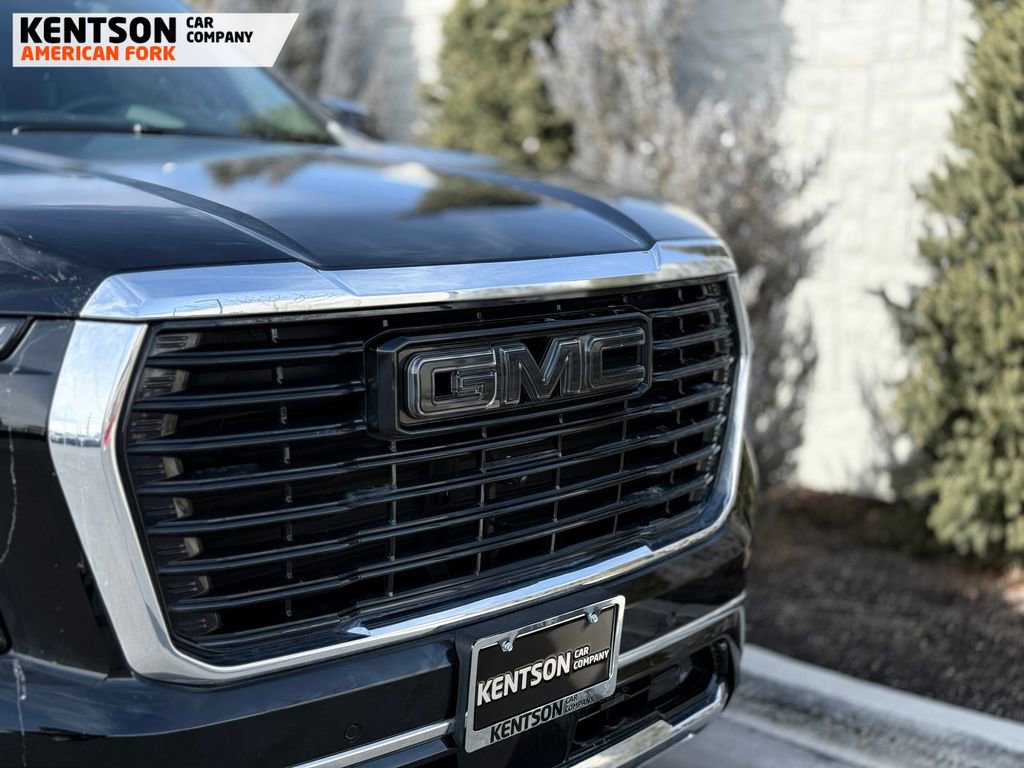 Used 2025 GMC Yukon XL Elevation image 15