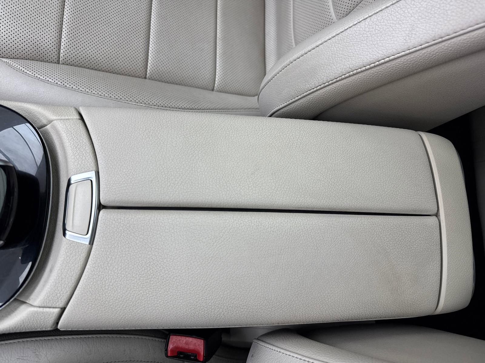 Used 2017 Mercedes-Benz E 300 image 32