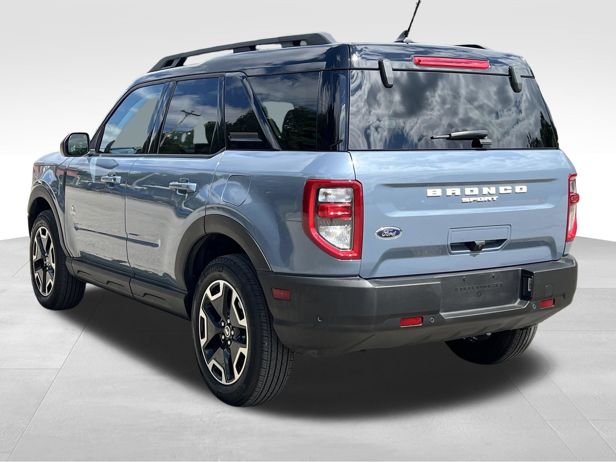 Used 2024 Ford Bronco Sport Outer Banks AWD/4WD image 9