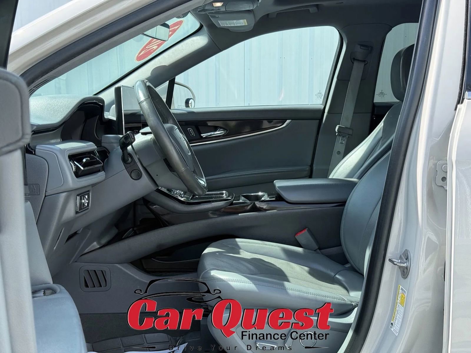 Used 2021 Lincoln Nautilus Reserve image 10