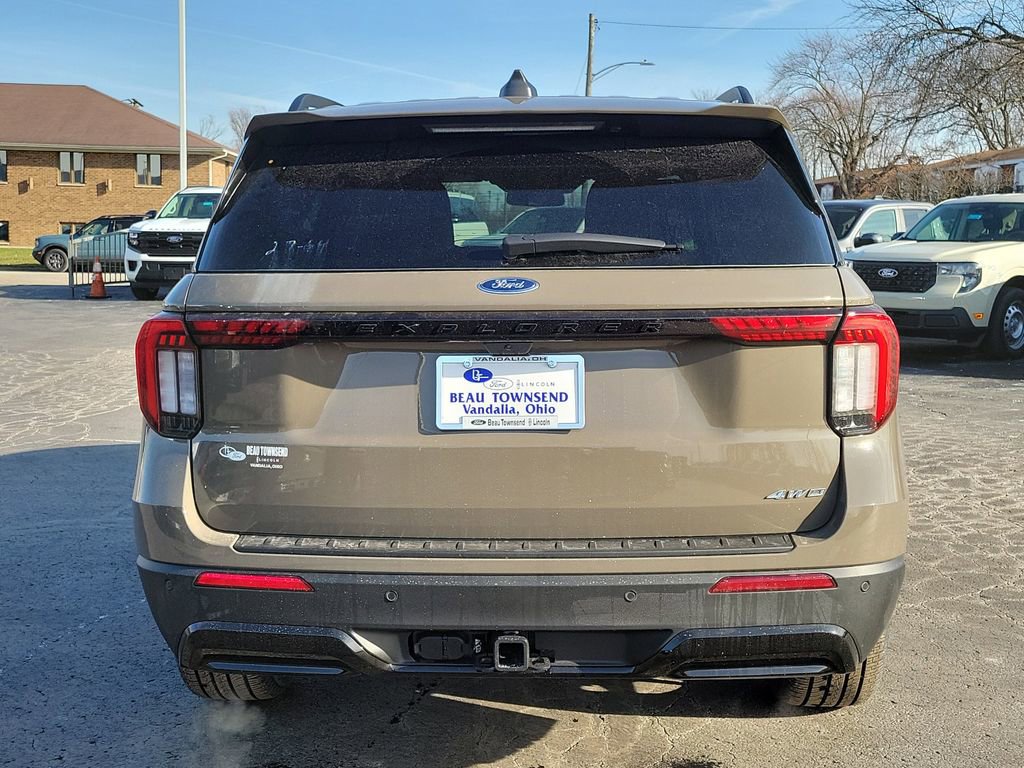 New 2026 Ford Explorer ST-Line w/ ST-Line Street Pack image 5