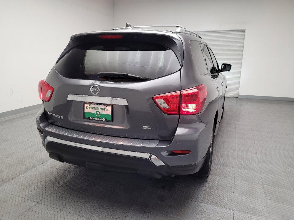 Used 2019 Nissan Pathfinder SL w/ Cargo Package image 7