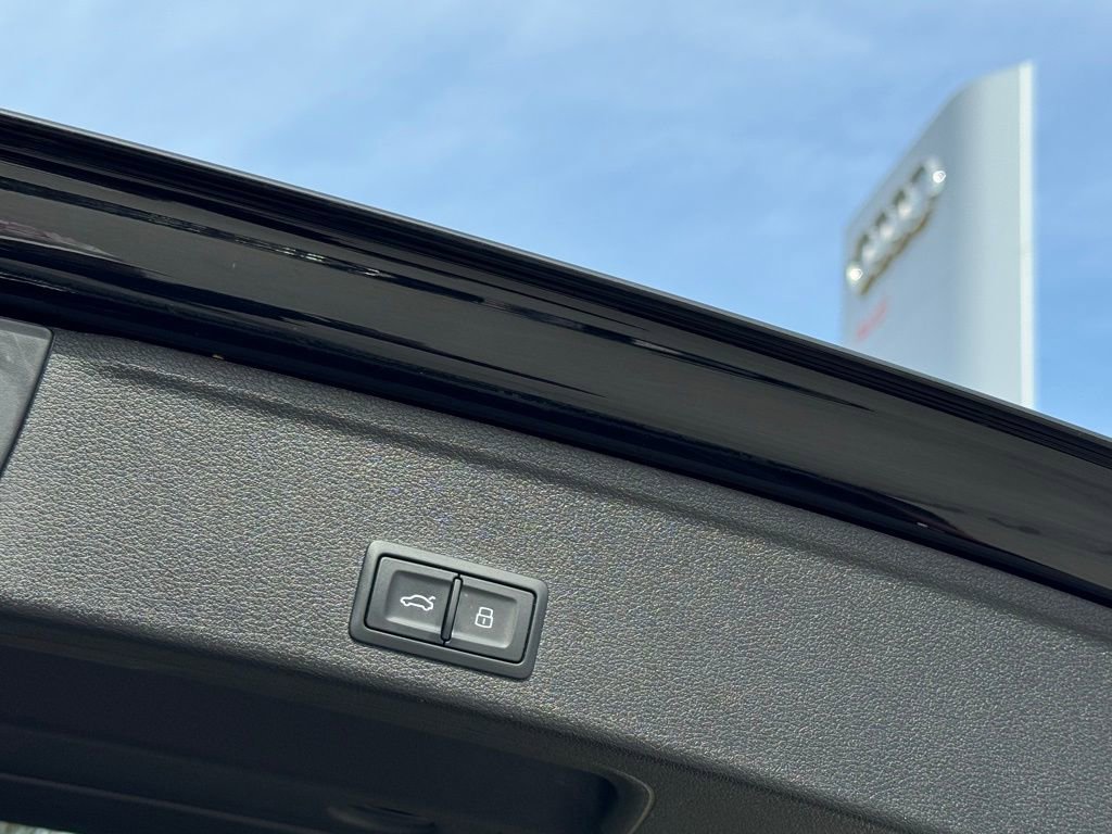 Used 2023 Audi A4 2.0T allroad Premium image 17