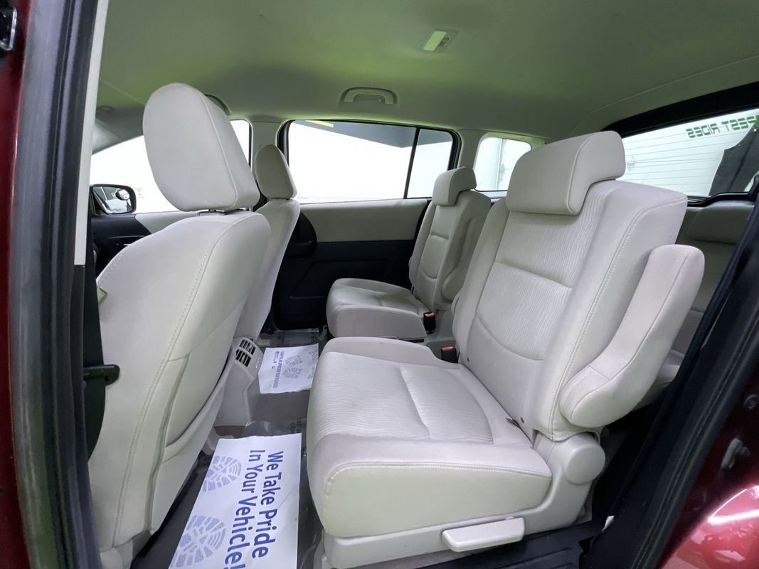 Used 2010 MAZDA MAZDA5 Sport image 24