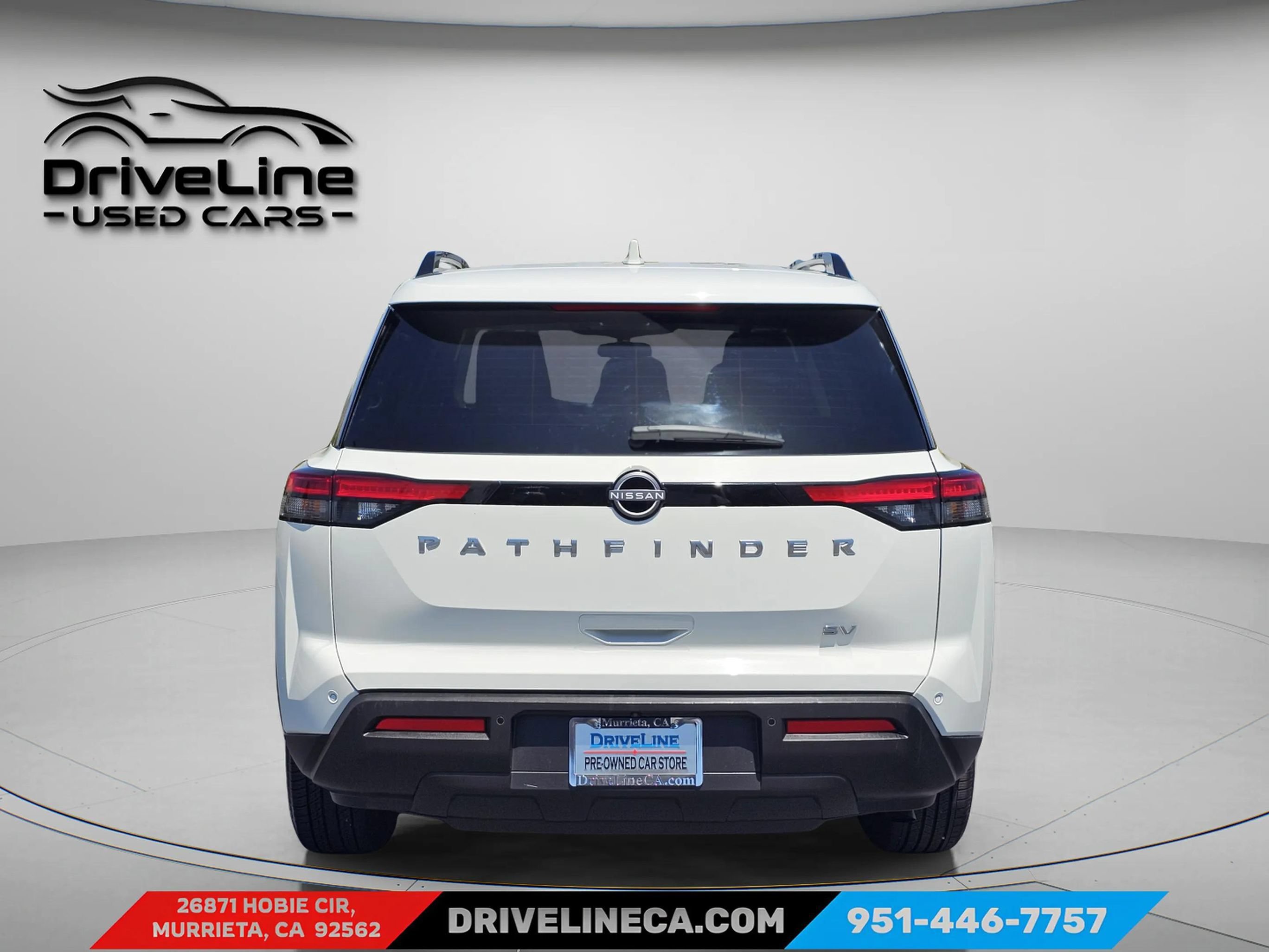 Used 2024 Nissan Pathfinder SV FWD image 3