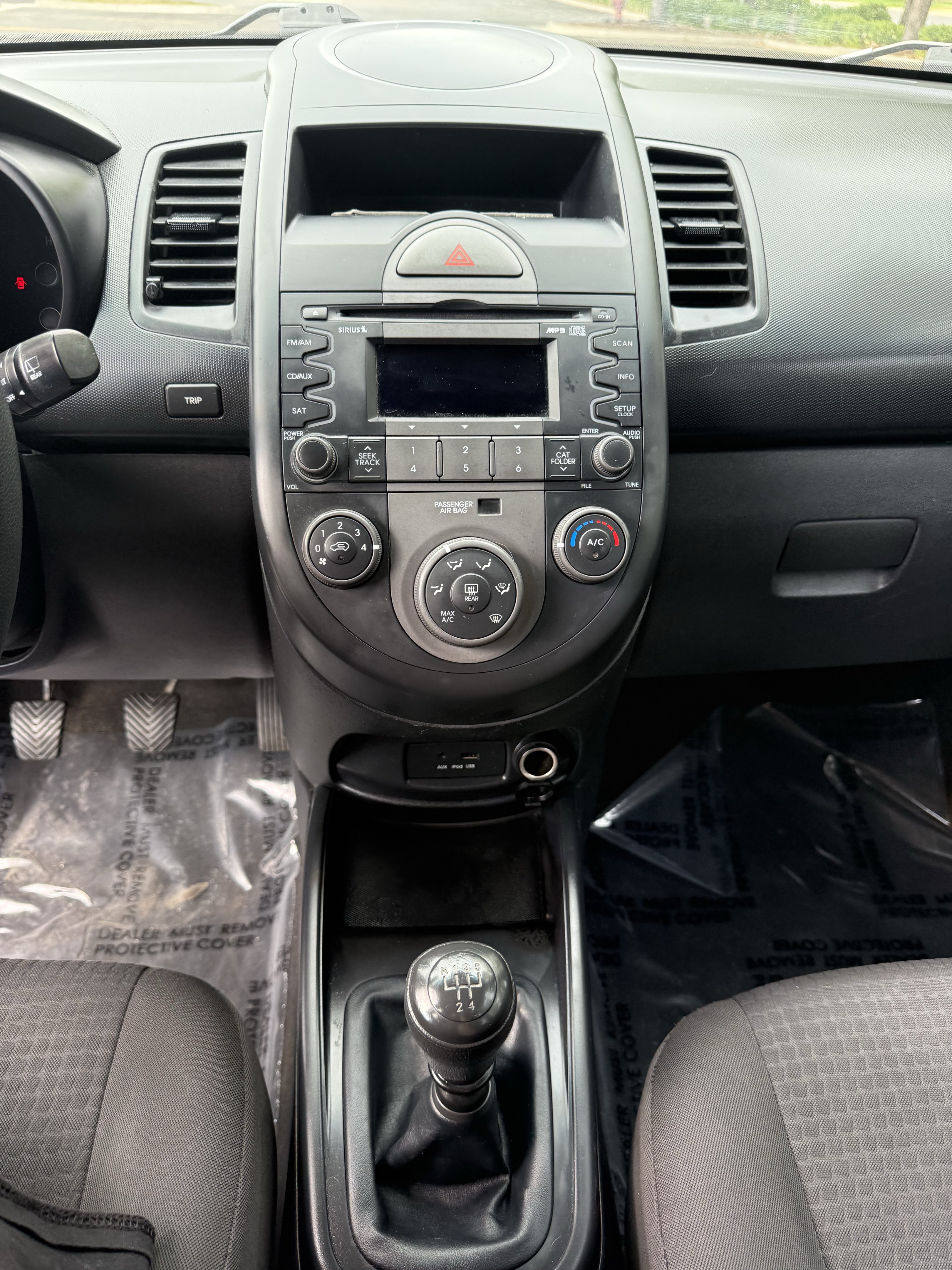 Used 2010 Kia Soul FWD image 15