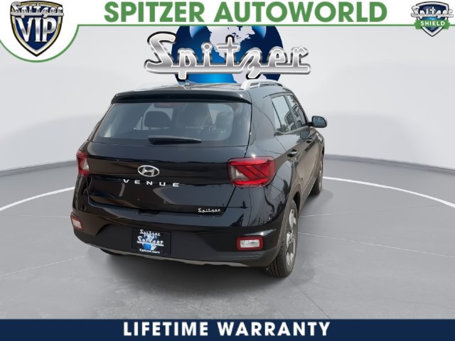New 2026 Hyundai Venue SEL FWD image 13