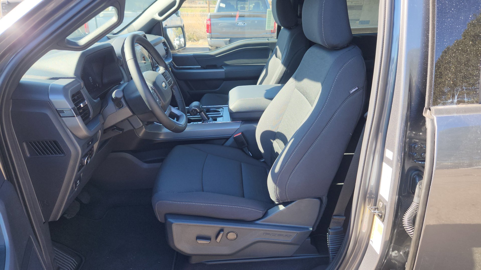 New 2025 Ford F150 XLT w/ Equipment Group 302A MID image 17