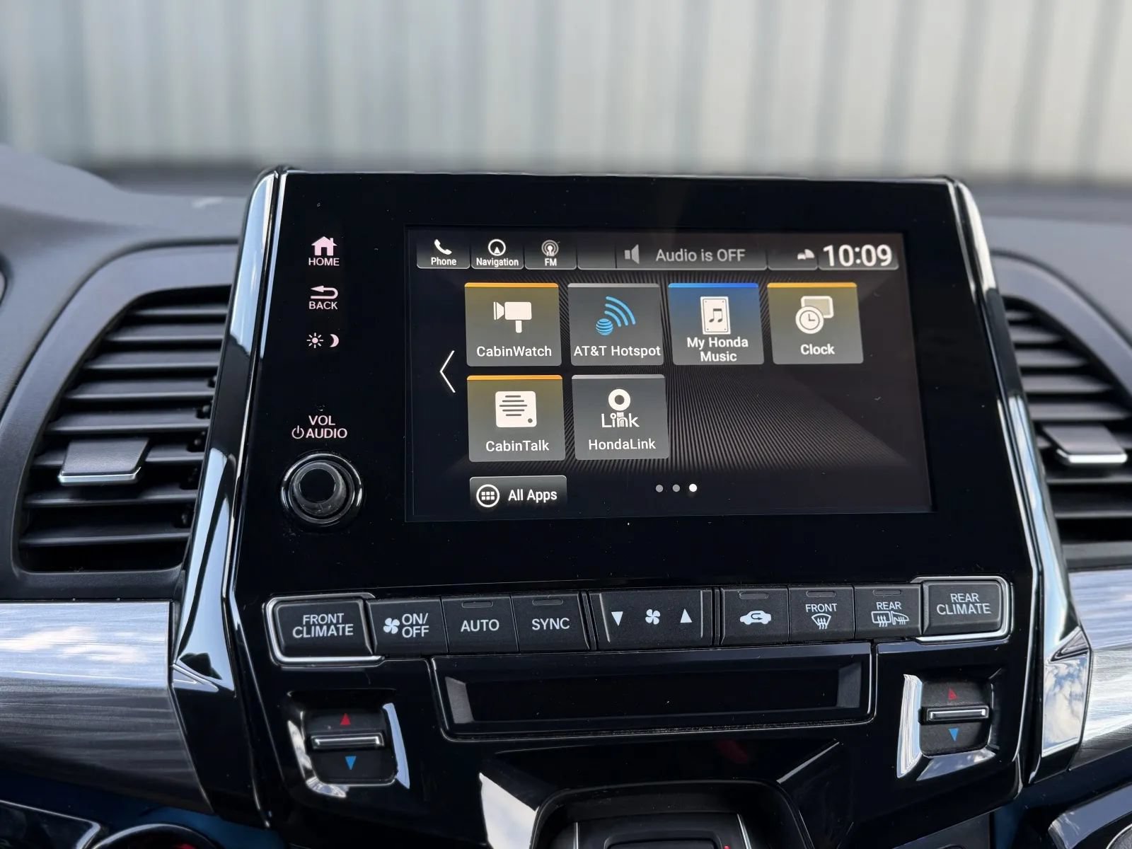 Used 2024 Honda Odyssey Elite image 34