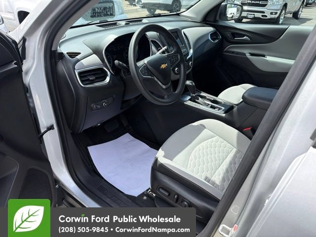 Used 2019 Chevrolet Equinox LS w/ LS Convenience Package FWD image 12