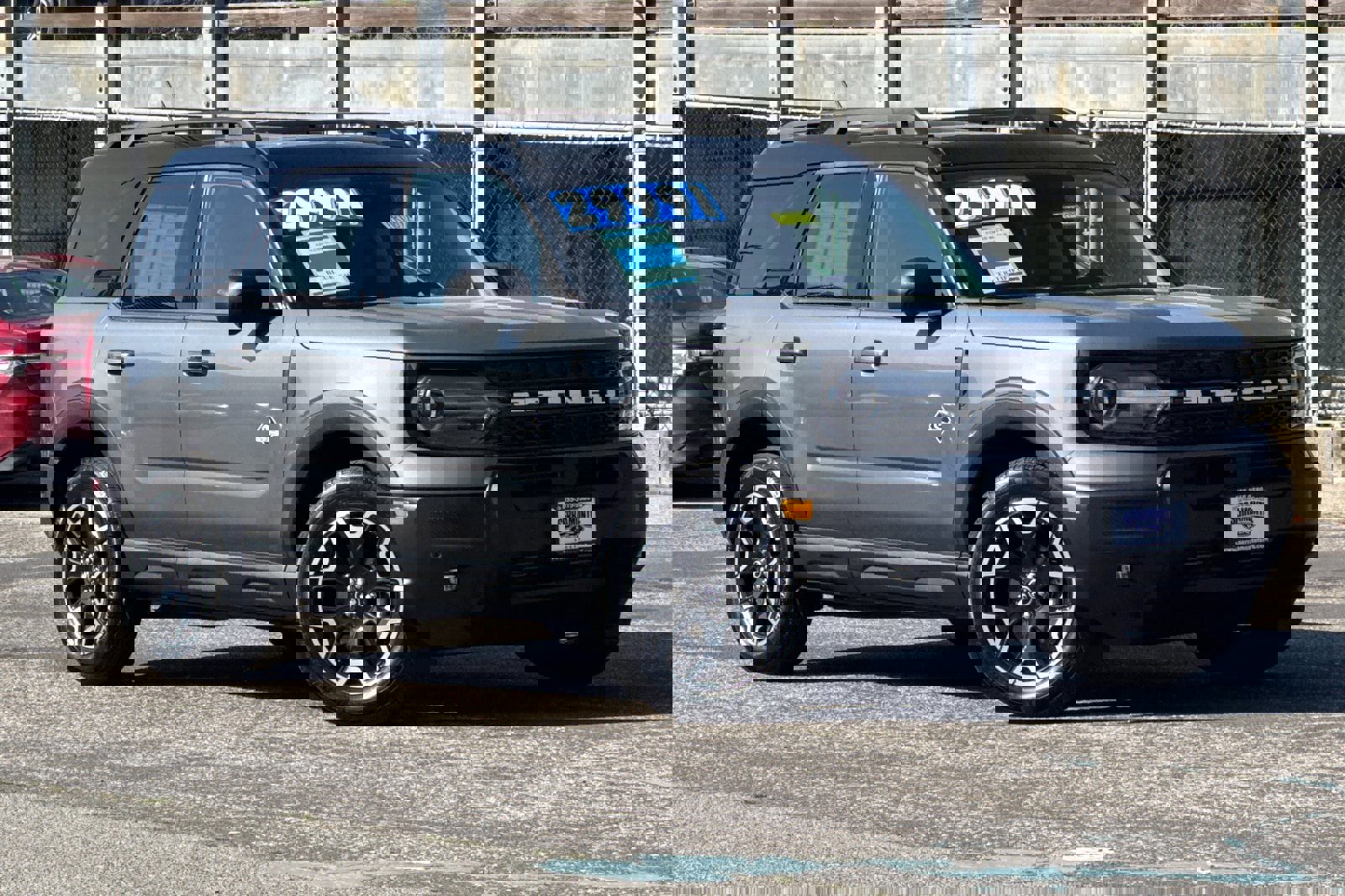 Certified 2025 Ford Bronco Sport Outer Banks w/ Outer Banks Tech Package+ image 2