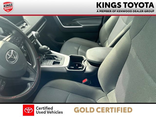 Used 2024 Toyota RAV4 LE AWD/4WD image 11