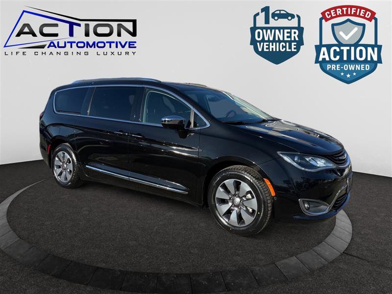 Used 2019 Chrysler Pacifica Limited w/ Advanced Safetytec Group