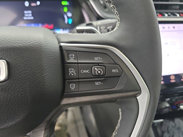 Used 2023 Jeep Grand Cherokee 4WD 4xe w/ Luxury Tech Group II image 42