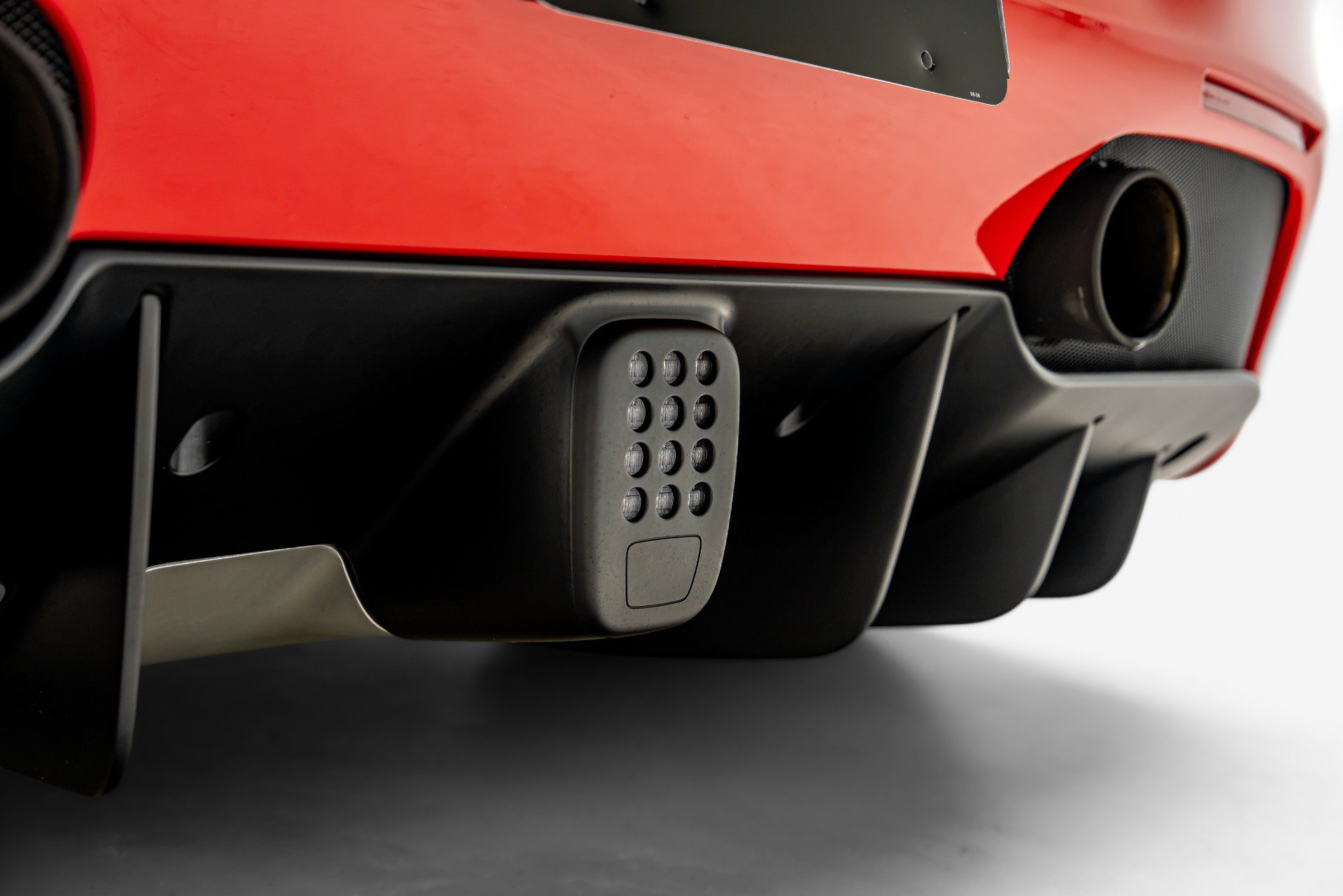 Used 2018 Ferrari 488 GTB RWD image 29