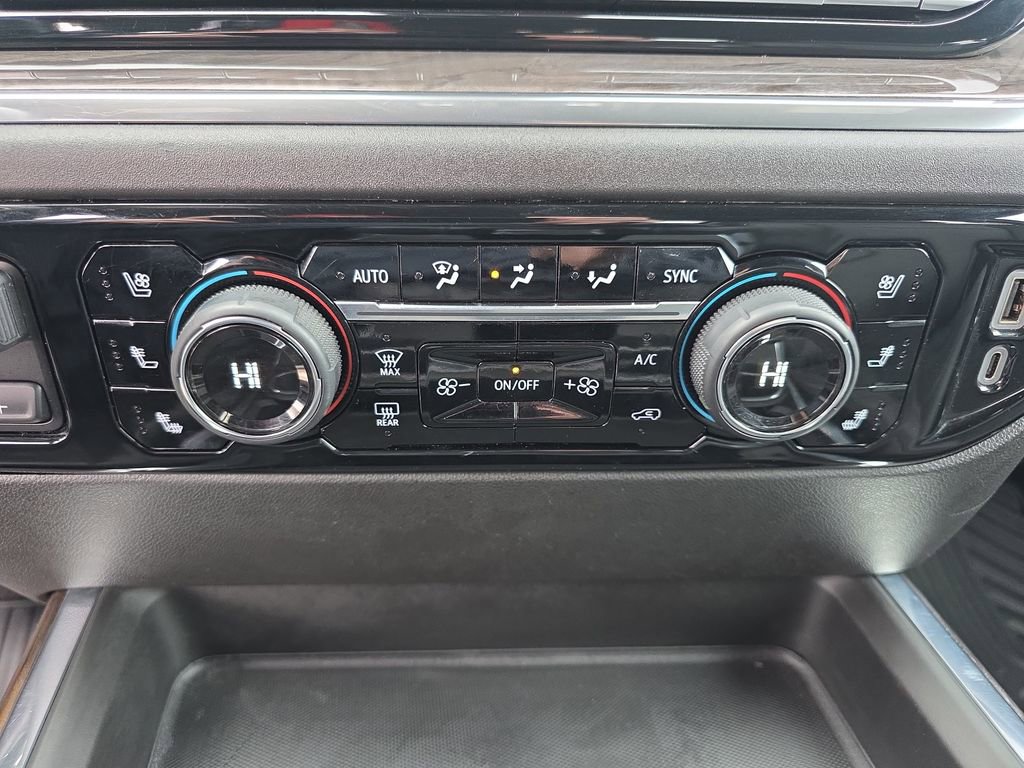 Certified 2024 Chevrolet Silverado 2500 LTZ w/ LTZ Convenience Package image 20