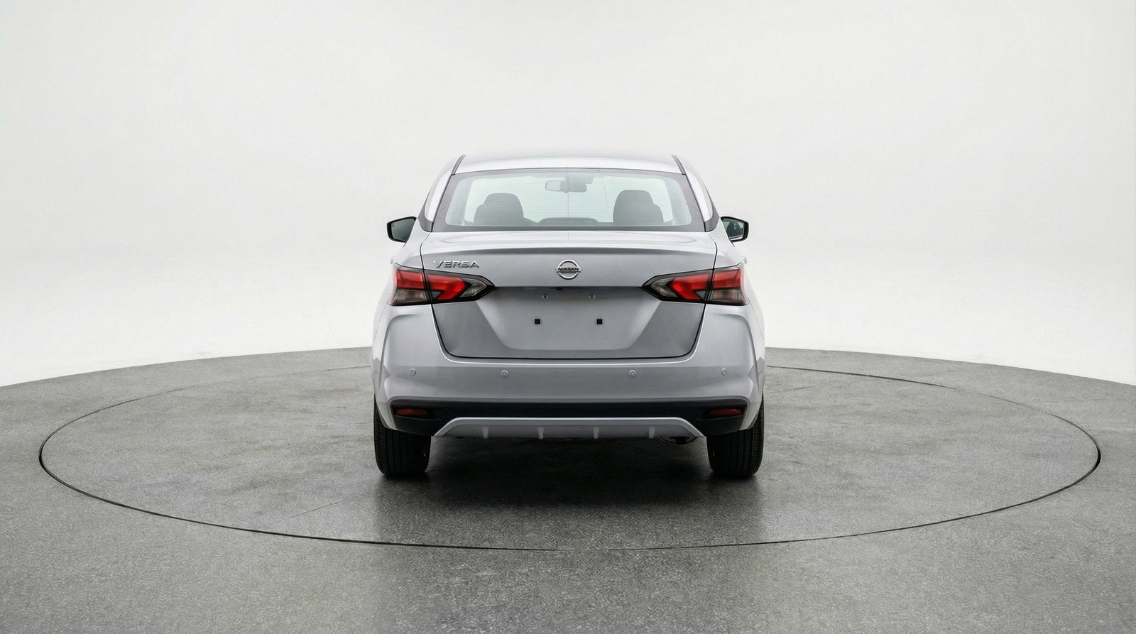 Used 2025 Nissan Versa SV image 7