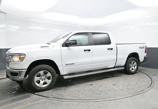 Used 2023 RAM 1500 Big Horn AWD/4WD image 3