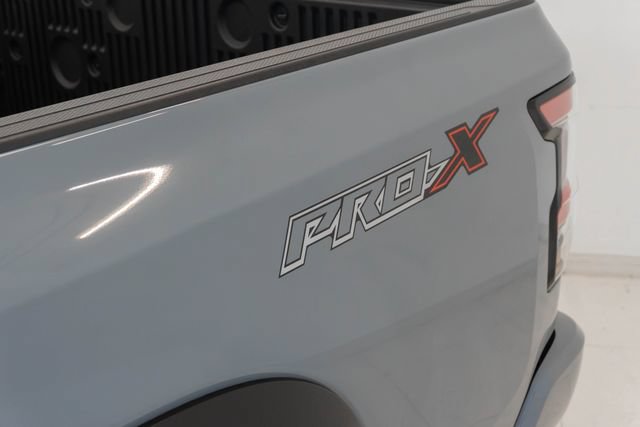 Used 2025 Nissan Frontier Pro-X w/ Pro Convenience Package RWD image 3