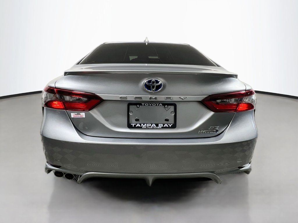 Used 2022 Toyota Camry SE w/ Audio Upgrade Package FWD image 4