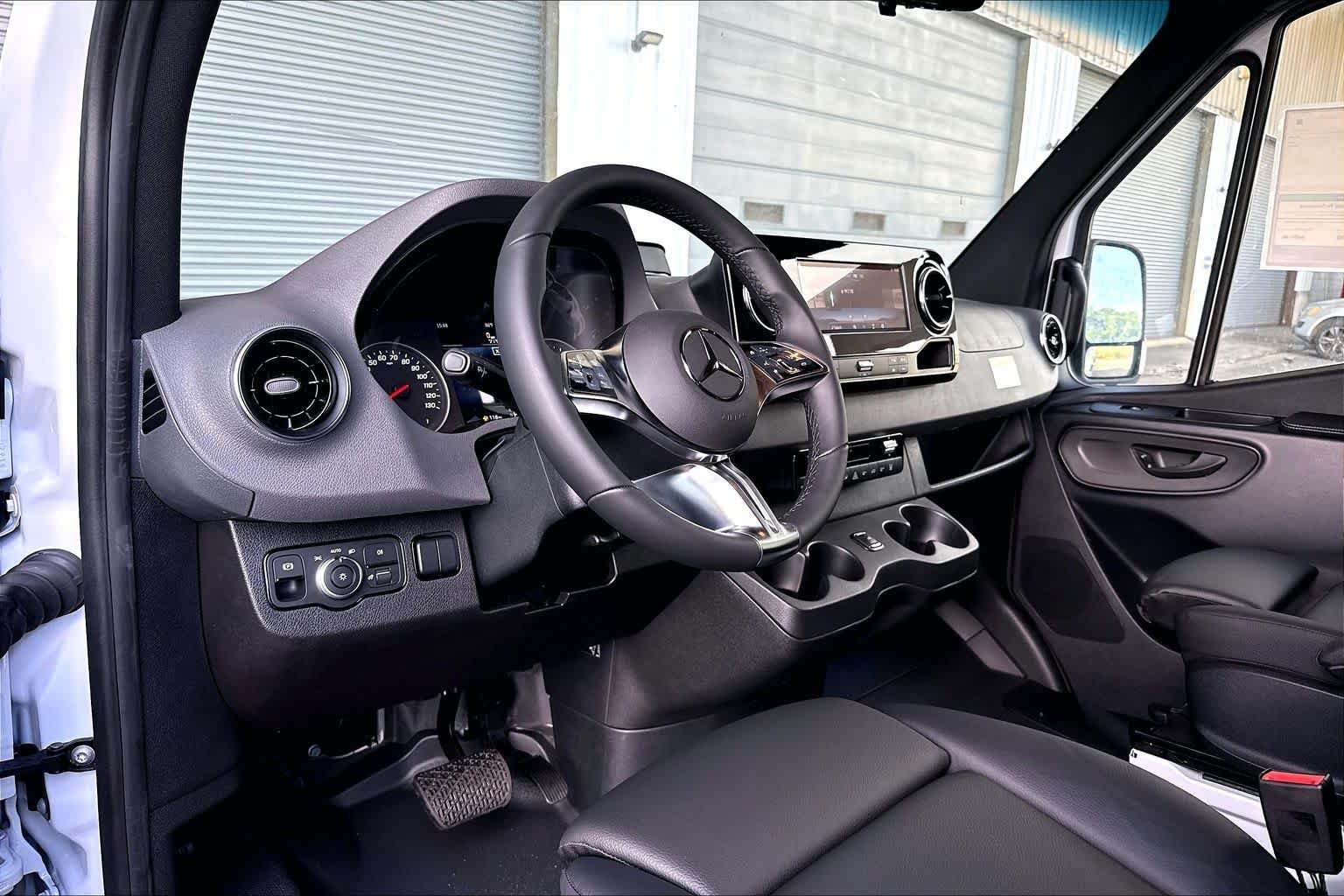 New 2026 Mercedes-Benz Sprinter 2500 image 18