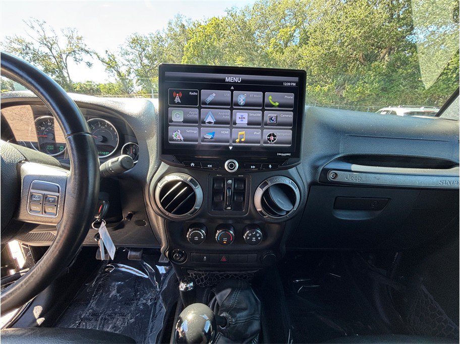 Used 2017 Jeep Wrangler Unlimited Sport w/ Quick Order Package 23S AWD/4WD image 11
