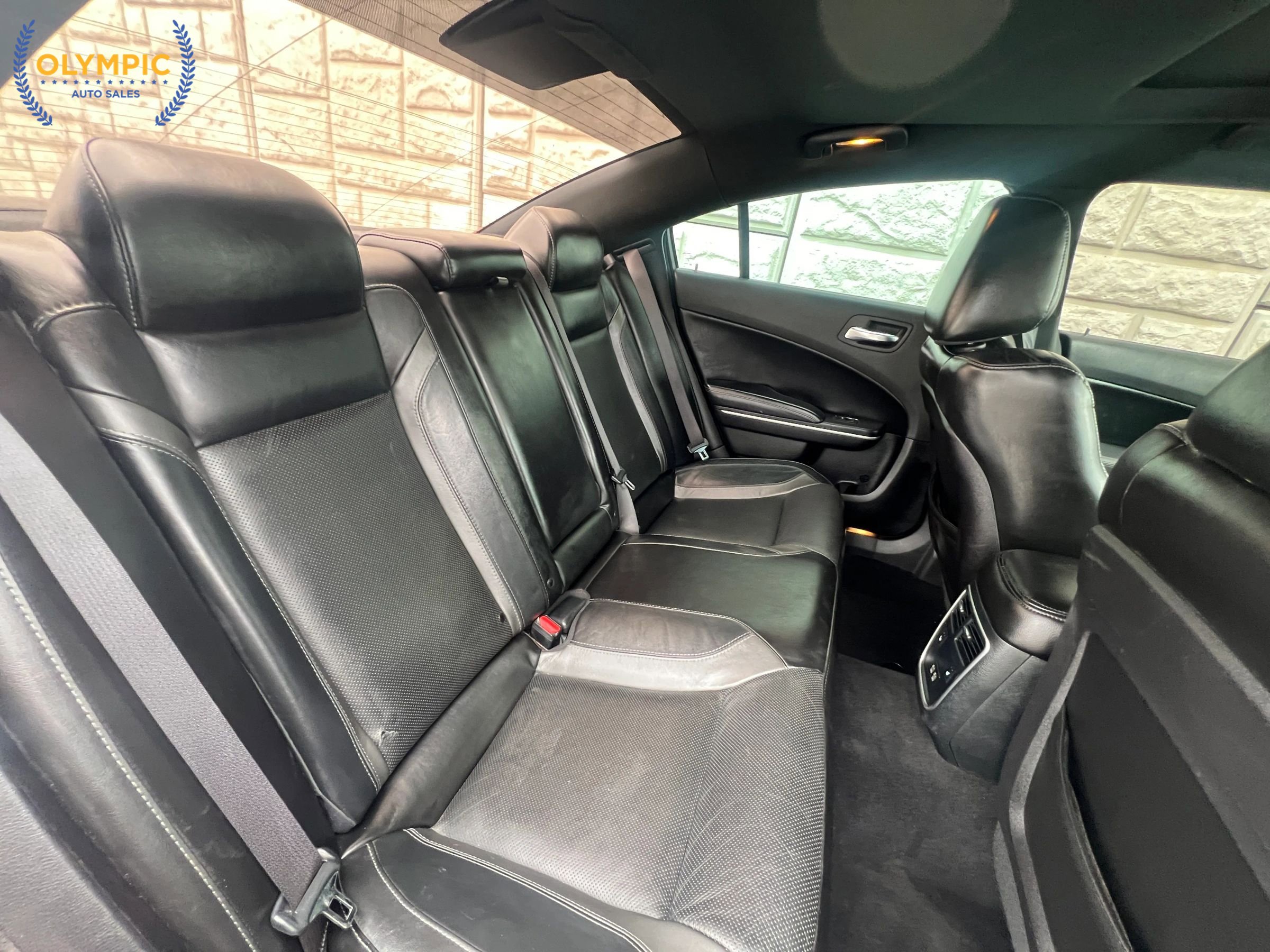 Used 2019 Dodge Charger SXT w/ Leather Interior Group image 42
