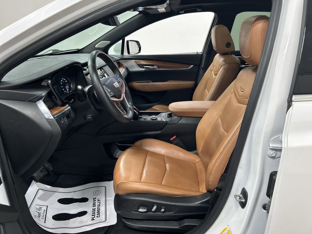 Used 2021 Cadillac XT5 Premium Luxury image 9