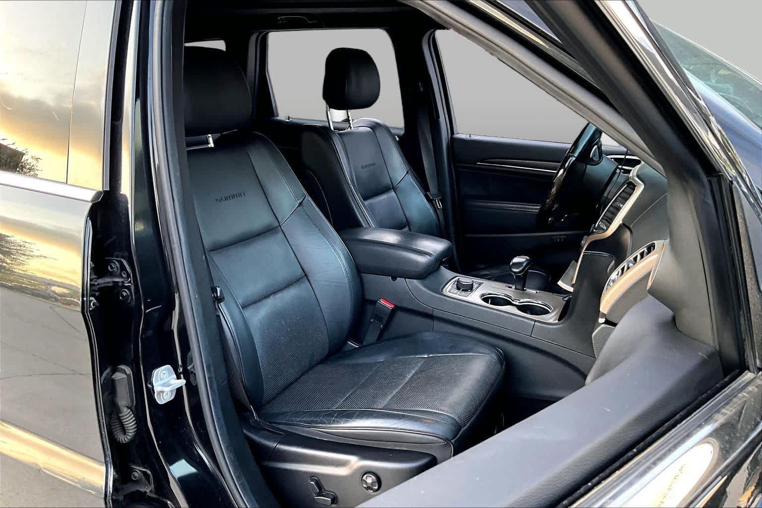 Used 2014 Jeep Grand Cherokee Summit AWD/4WD image 9
