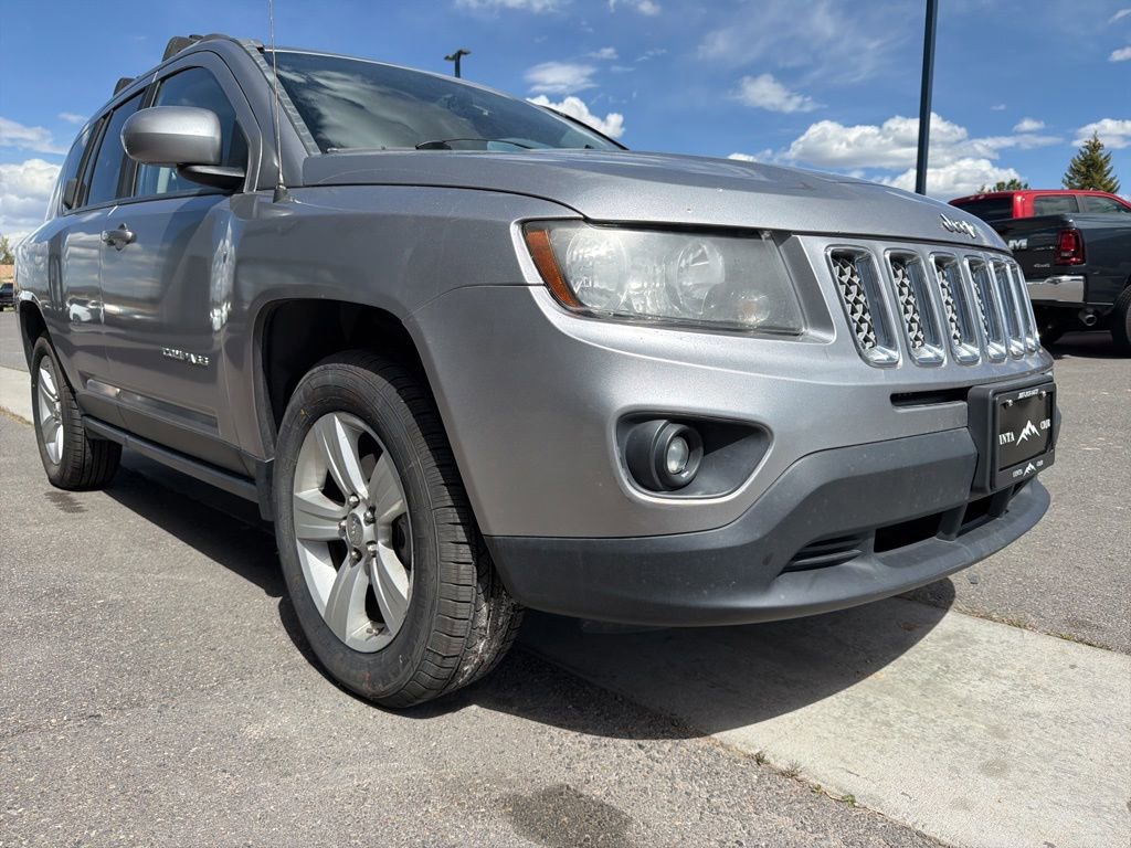 Used 2016 Jeep Compass Latitude AWD/4WD image 44