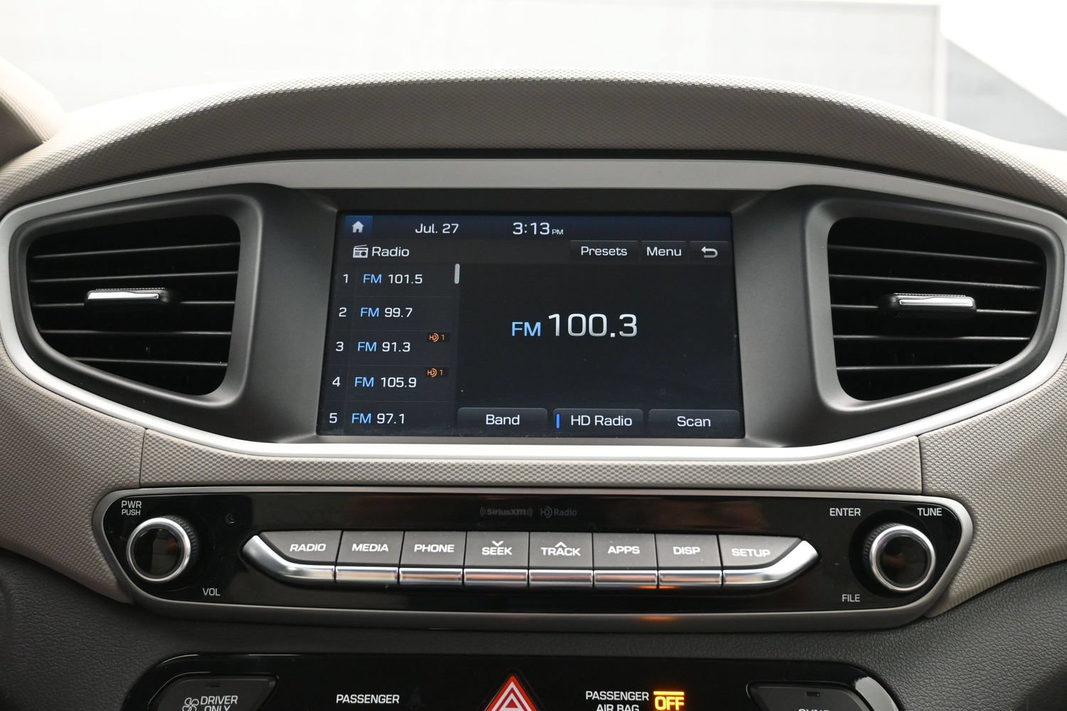 Used 2018 Hyundai Ioniq Blue FWD image 33