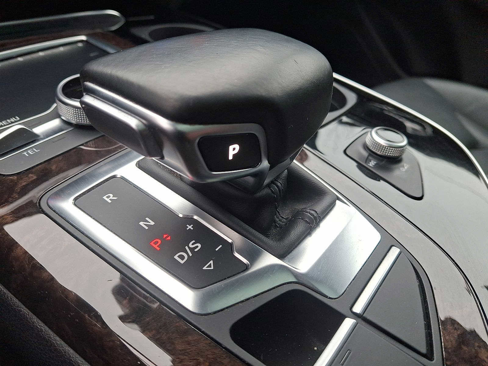 Used 2017 Audi Q7 3.0T Premium Plus image 12