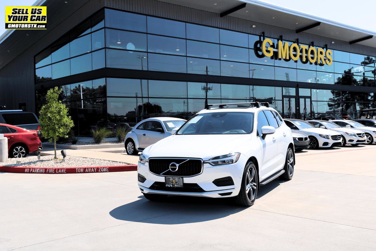 Used 2018 Volvo XC60 T6 Momentum w/ Convenience Package image 1