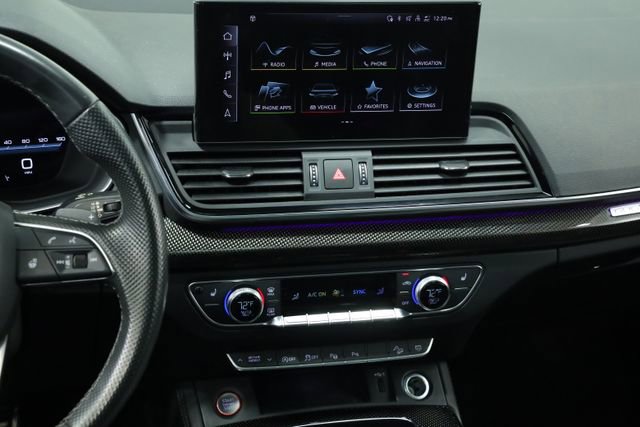 Used 2022 Audi SQ5 Prestige w/ Prestige Package image 16