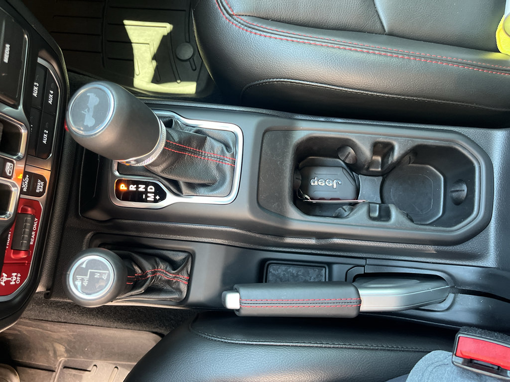 Certified 2022 Jeep Wrangler Unlimited Rubicon w/ LED Lighting Group AWD/4WD image 19