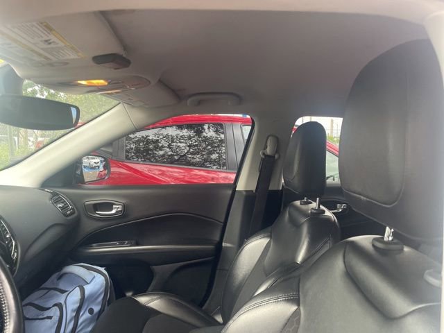 Used 2018 Jeep Compass Altitude w/ Popular Equipment Group image 9
