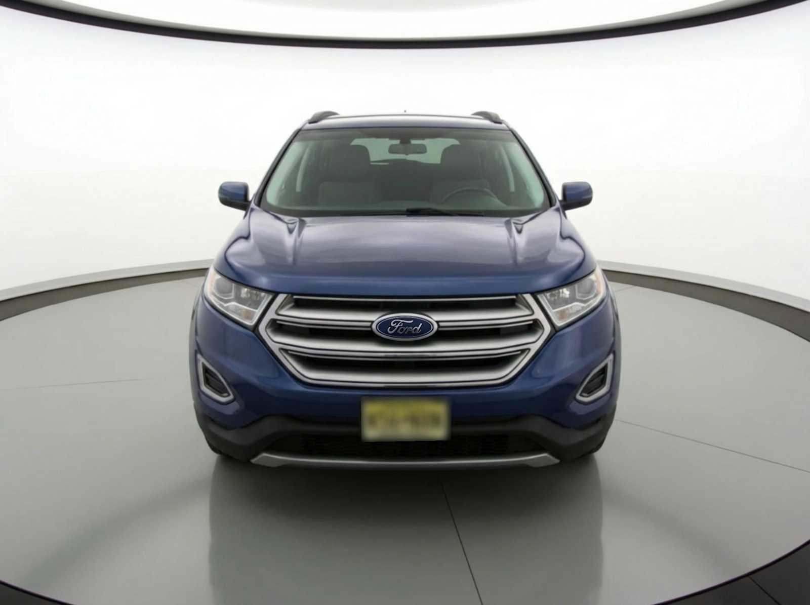 Used 2018 Ford Edge SEL image 2