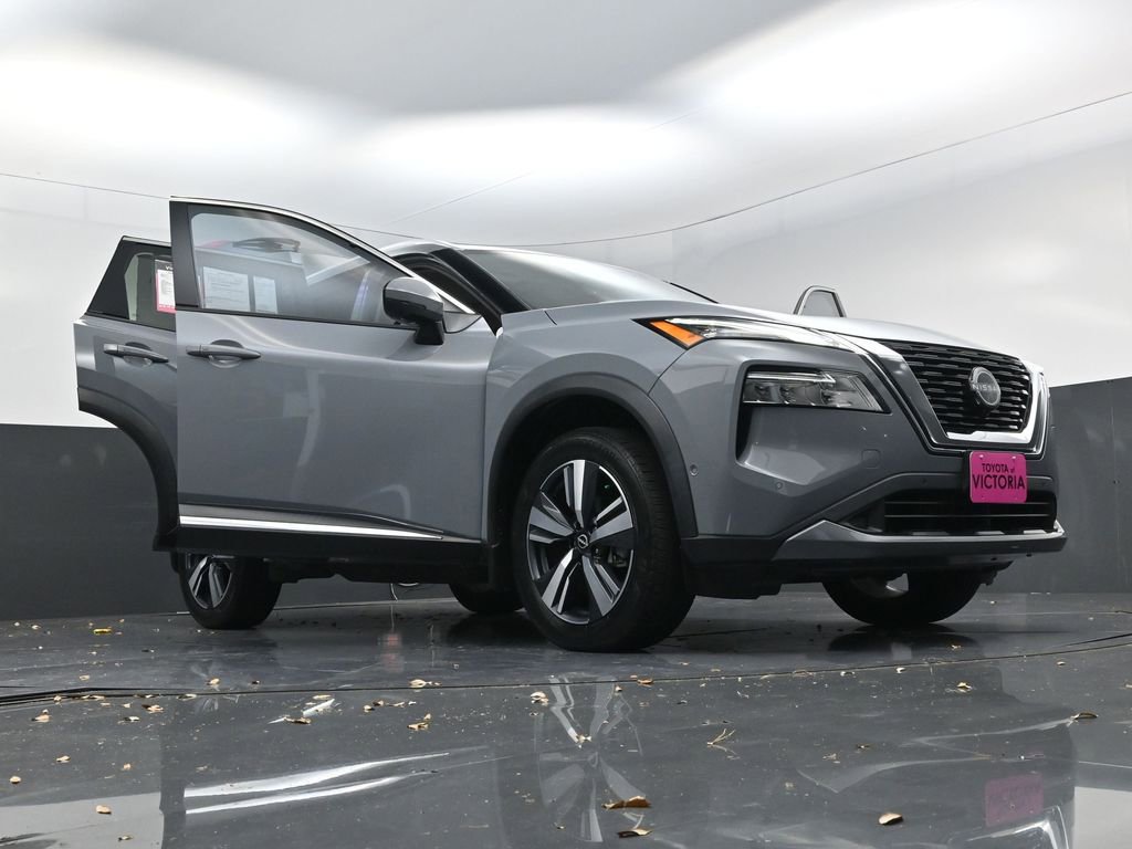 Used 2023 Nissan Rogue SL w/ SL Premium Package image 27