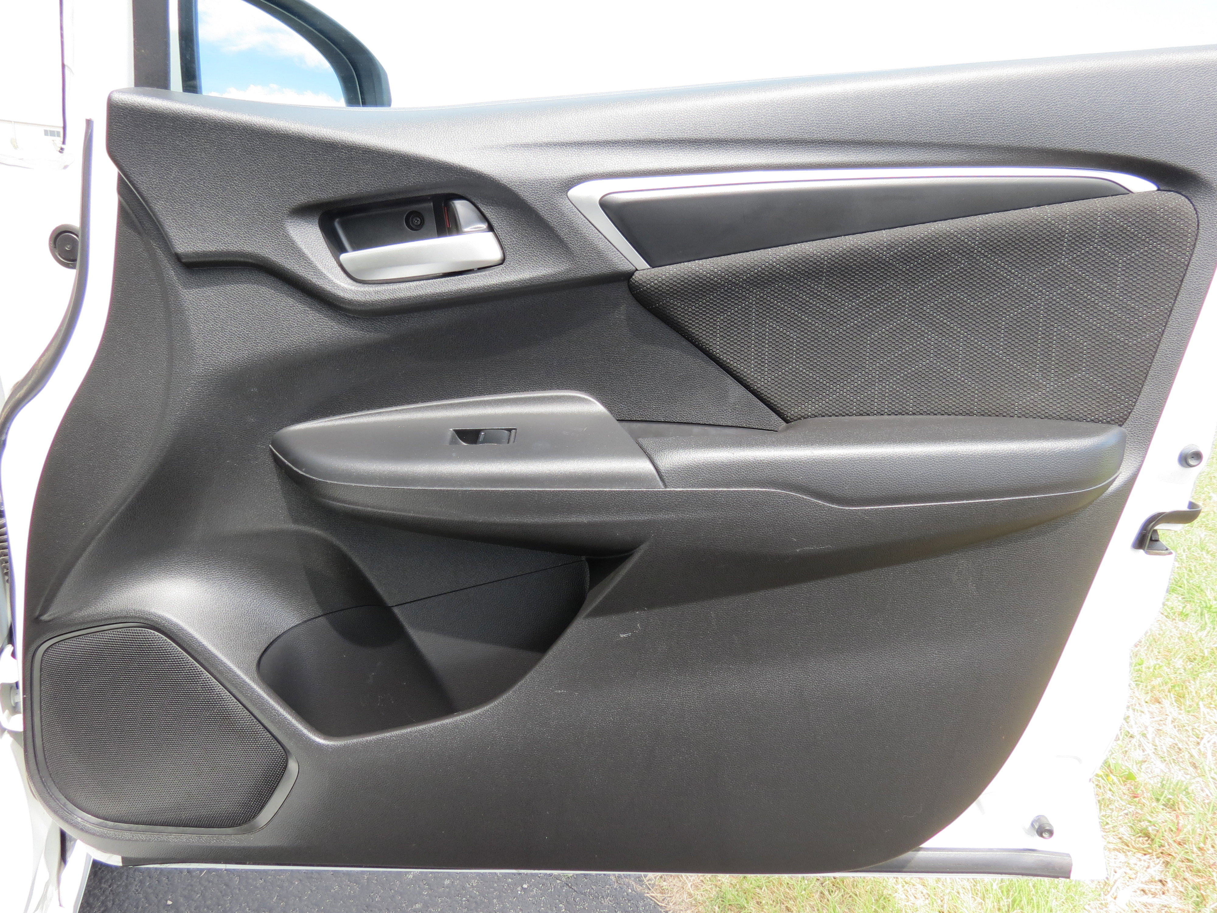 Used 2016 Honda Fit EX image 31