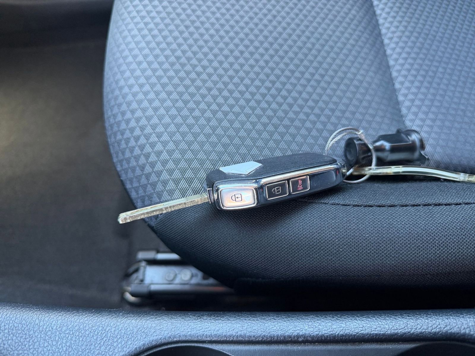 Used 2025 Kia Soul LX w/ LX Technology Package image 21