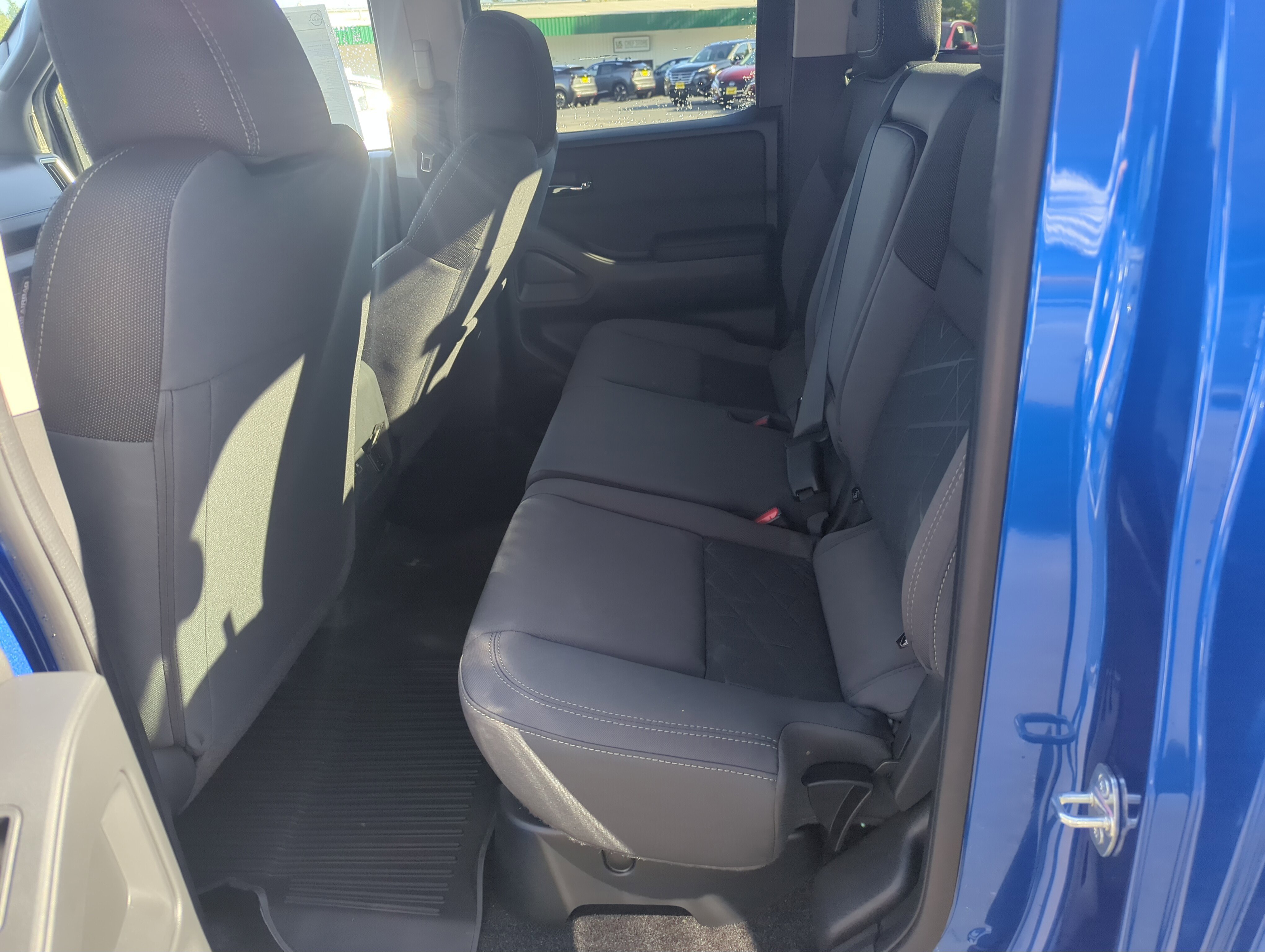 New 2026 Nissan Frontier SV w/ SV Convenience Package image 11