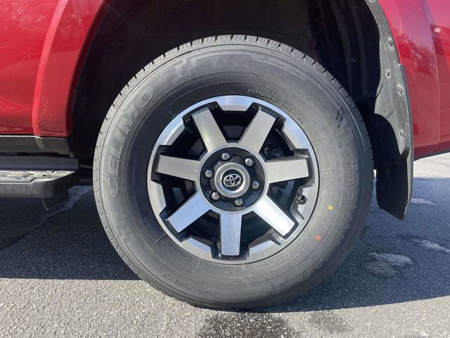 Used 2024 Toyota 4Runner TRD Off-Road Premium image 9