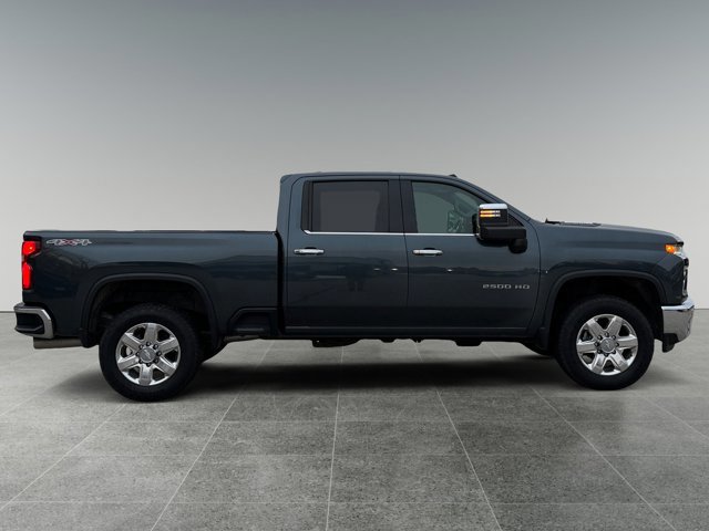 Used 2020 Chevrolet Silverado 2500 LTZ w/ LTZ Premium Package image 6