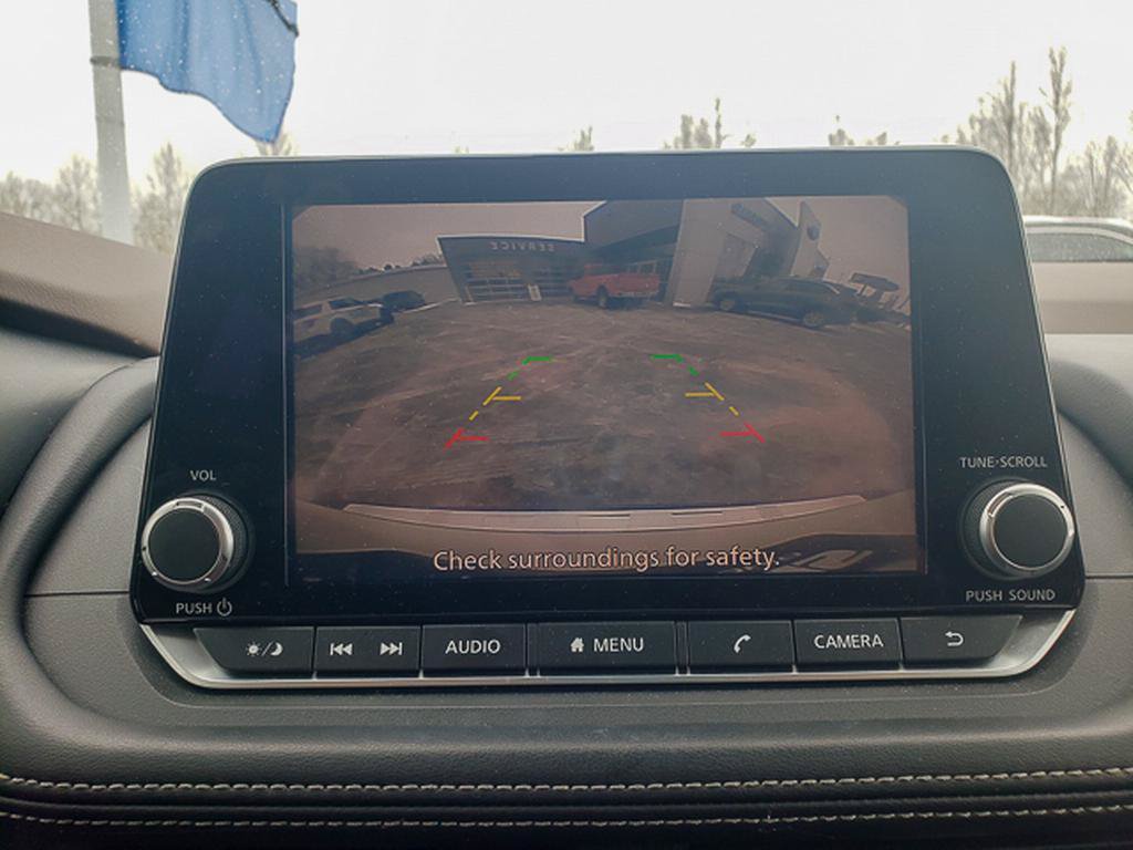 Used 2023 Nissan Rogue SV AWD/4WD image 15