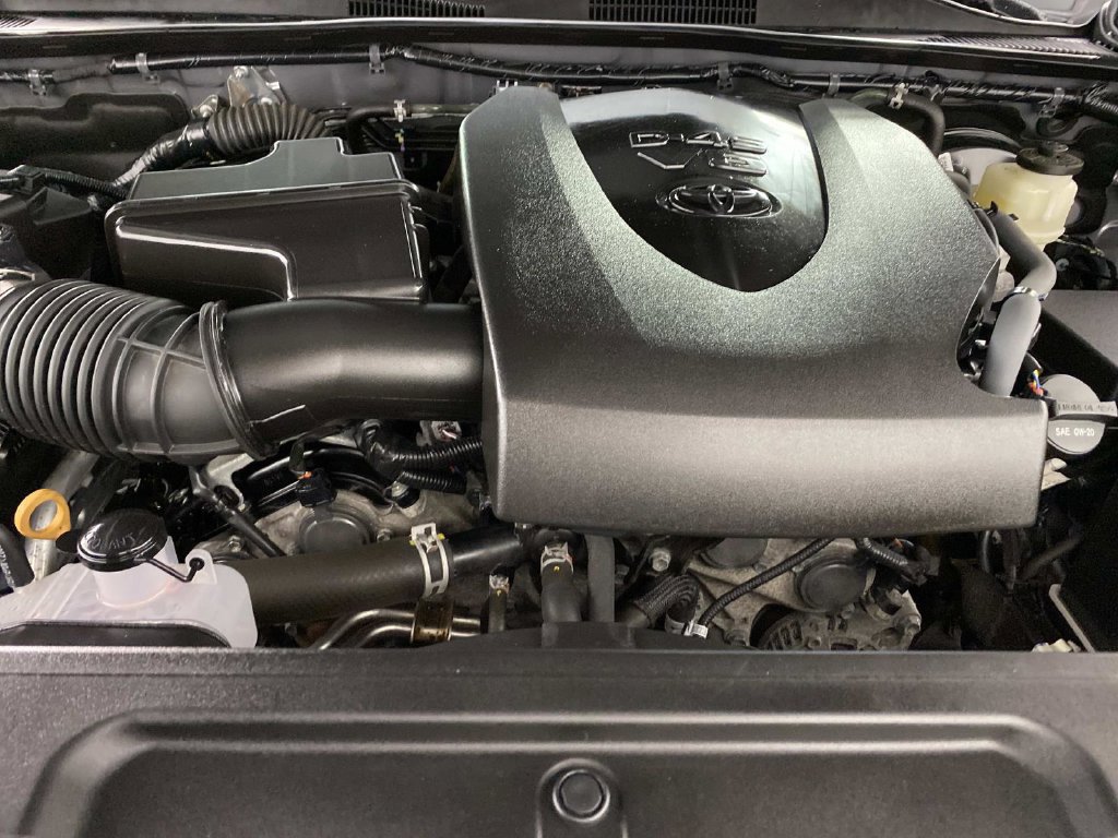 Used 2021 Toyota Tacoma SR5 AWD/4WD image 31