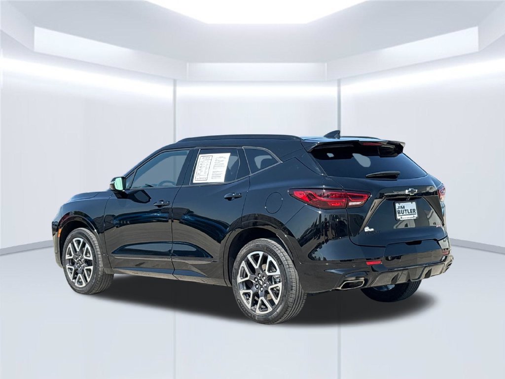 Used 2025 Chevrolet Blazer RS FWD image 4