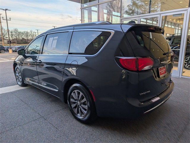 Used 2019 Chrysler Pacifica Limited w/ Advanced Safetytec Group image 3