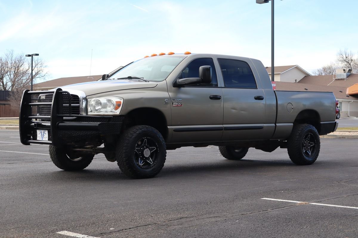 Used 2009 Dodge Ram 2500 Truck SLT image 11