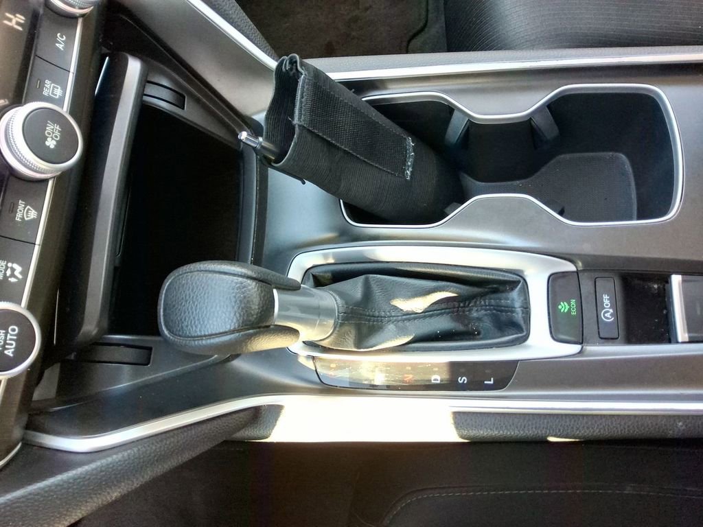 Used 2021 Honda Accord LX image 15